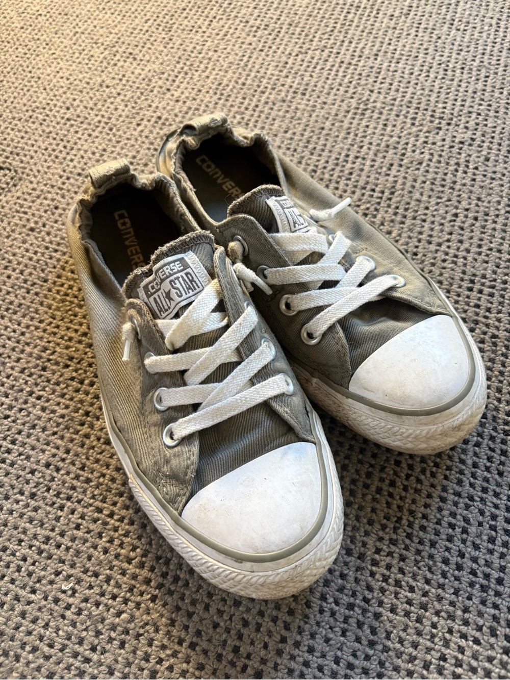 Converse Low-Top Sneakers in Olive and White